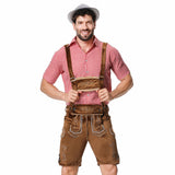 Rot kariertes Oberteil, braune Hose