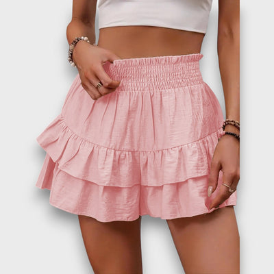 Maia – Verspielte Rüschen-Shorts mit Smokbund