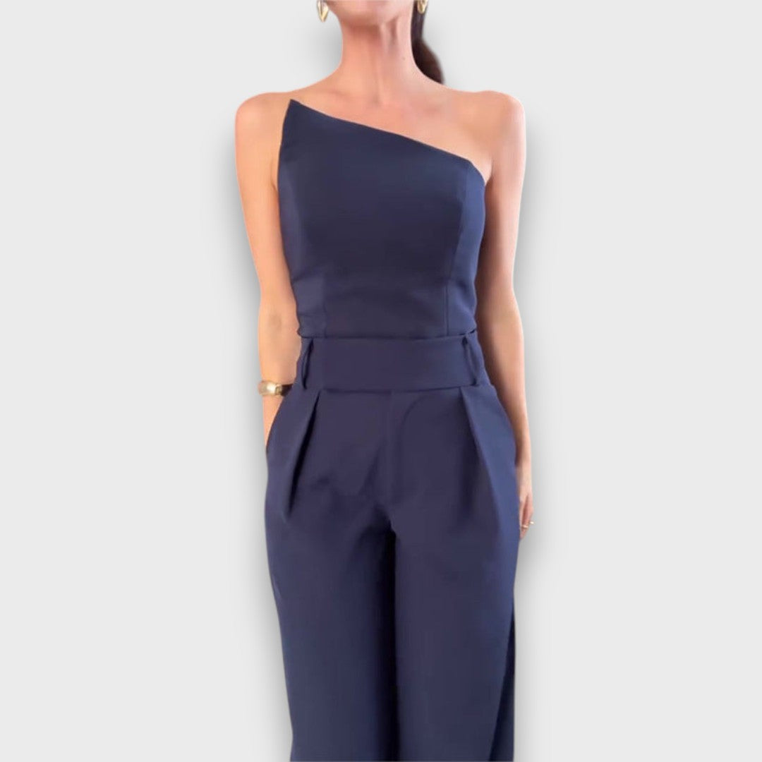 Kuma – Asymmetrischer Jumpsuit in stiller Balance
