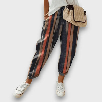 Benia – Luftige Freizeithose mit femininer Silhouette