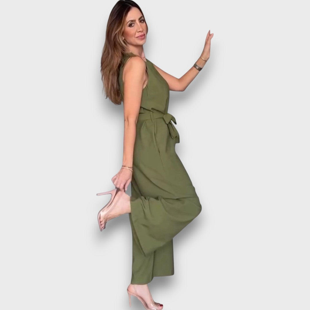 Delia – Jumpsuit mit Taillenschleife und weitem Bein