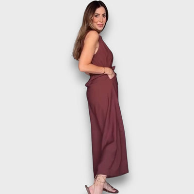 Delia – Jumpsuit mit Taillenschleife und weitem Bein