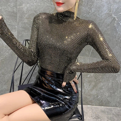 Glänzendes Damen-Rollkragen-Shirt mit eleganter Optik