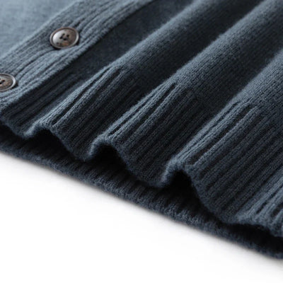 Atelier Wool Cardigan mit kuscheligem, warmem Stoff