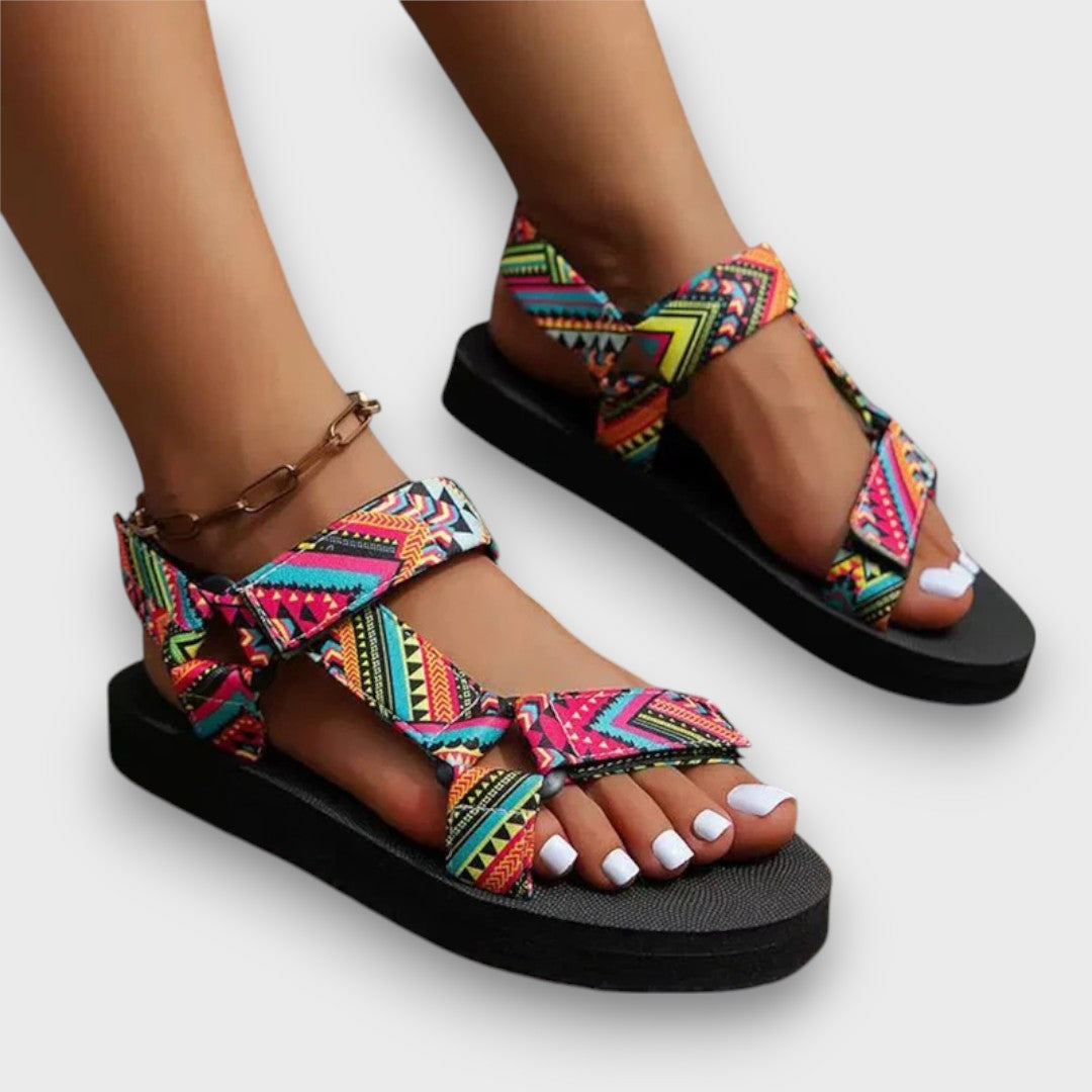 Zanika – Outdoor-Sandalen mit Ethno-Flair