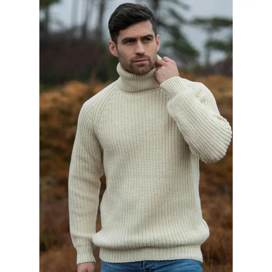 Warme Herren Pullover mit hohem Kragen