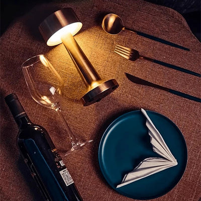 GlanzLicht | Elegante dimmbare Tischlampe für modernes Ambiente