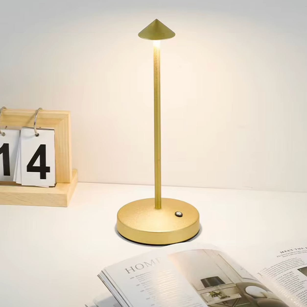 ModernCandle | Elegante kabellose LED-Tischlampe für drinnen und draußen