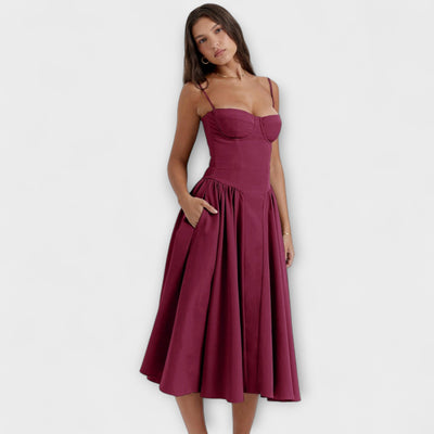 Ameline – Feminines Midikleid mit Taillenfokus