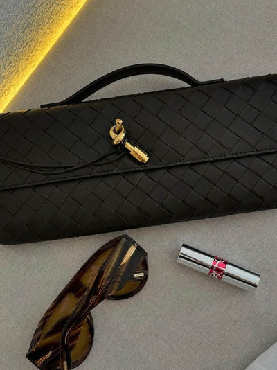 Bianca – Geflochtene Clutch
