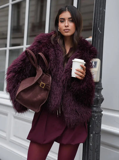 Henna – Vegane Wildleder-Tote mit zeitloser Eleganz