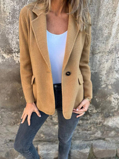 Emma | Eleganter Blazer für stilvolle Auftritte