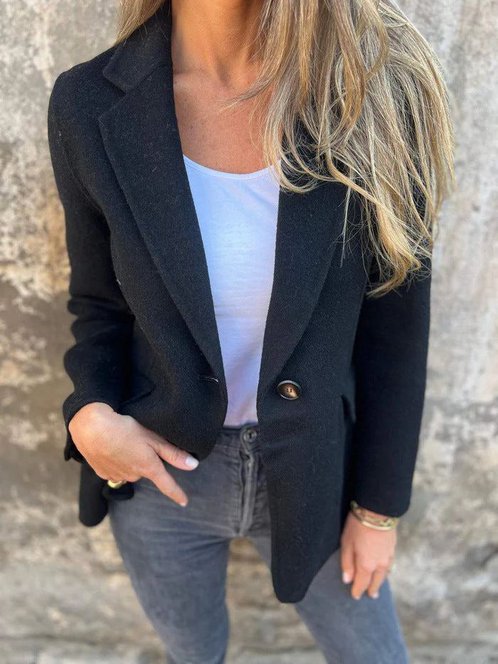 Emma | Eleganter Blazer für stilvolle Auftritte