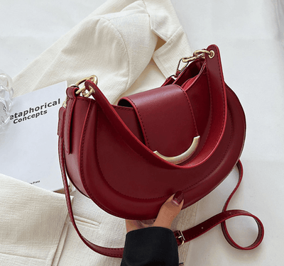 BIA - Halbmond-Schultertasche mit Kette