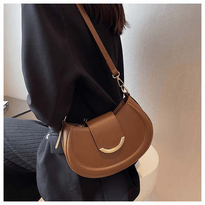 BIA - Halbmond-Schultertasche mit Kette