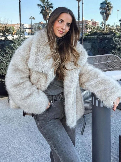Adelina | Eleganter, ultraweicher, dicker, handgewebter Wollmantel