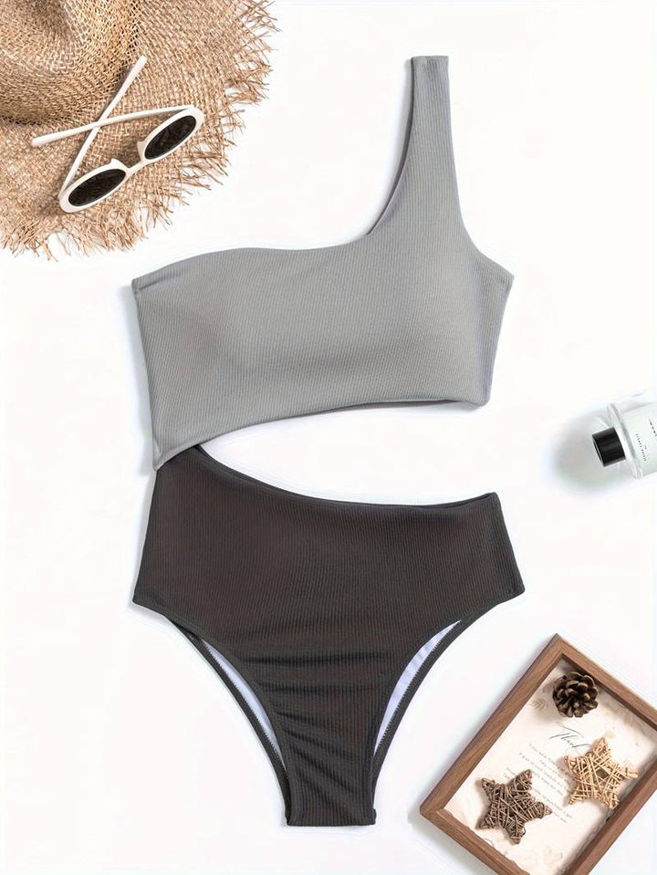 Katrina® | Asymmetrische High-Cut-Badeanzüge