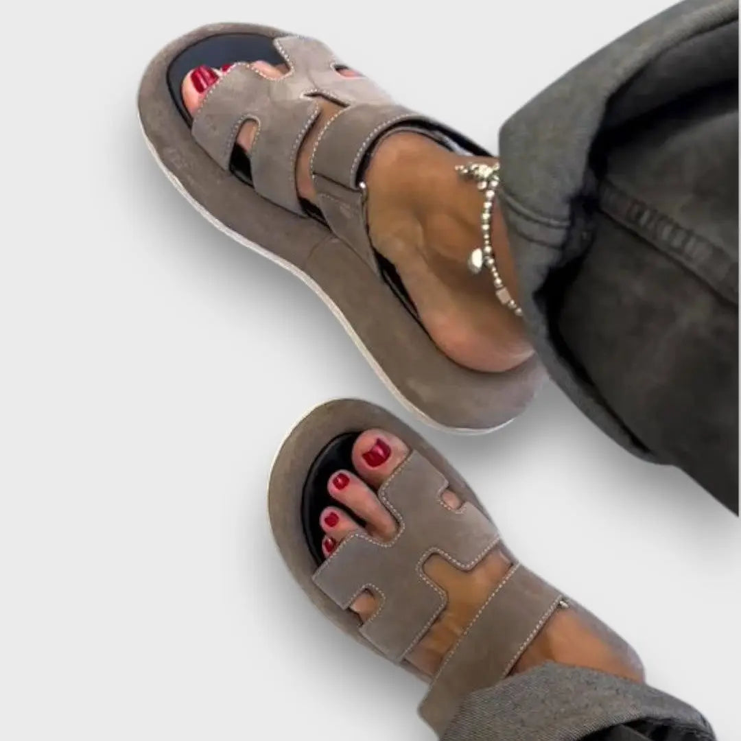 Anethra – Stilvolle Sandalen mit modernem Schnitt