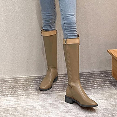 CARRIE - Hohe Stiefel mit Schnallenriemen 2024