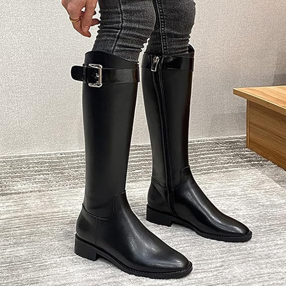 CARRIE - Hohe Stiefel mit Schnallenriemen 2024