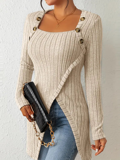 Julia | Asymmetrisches Ripp-Top mit stilvollen Knöpfen