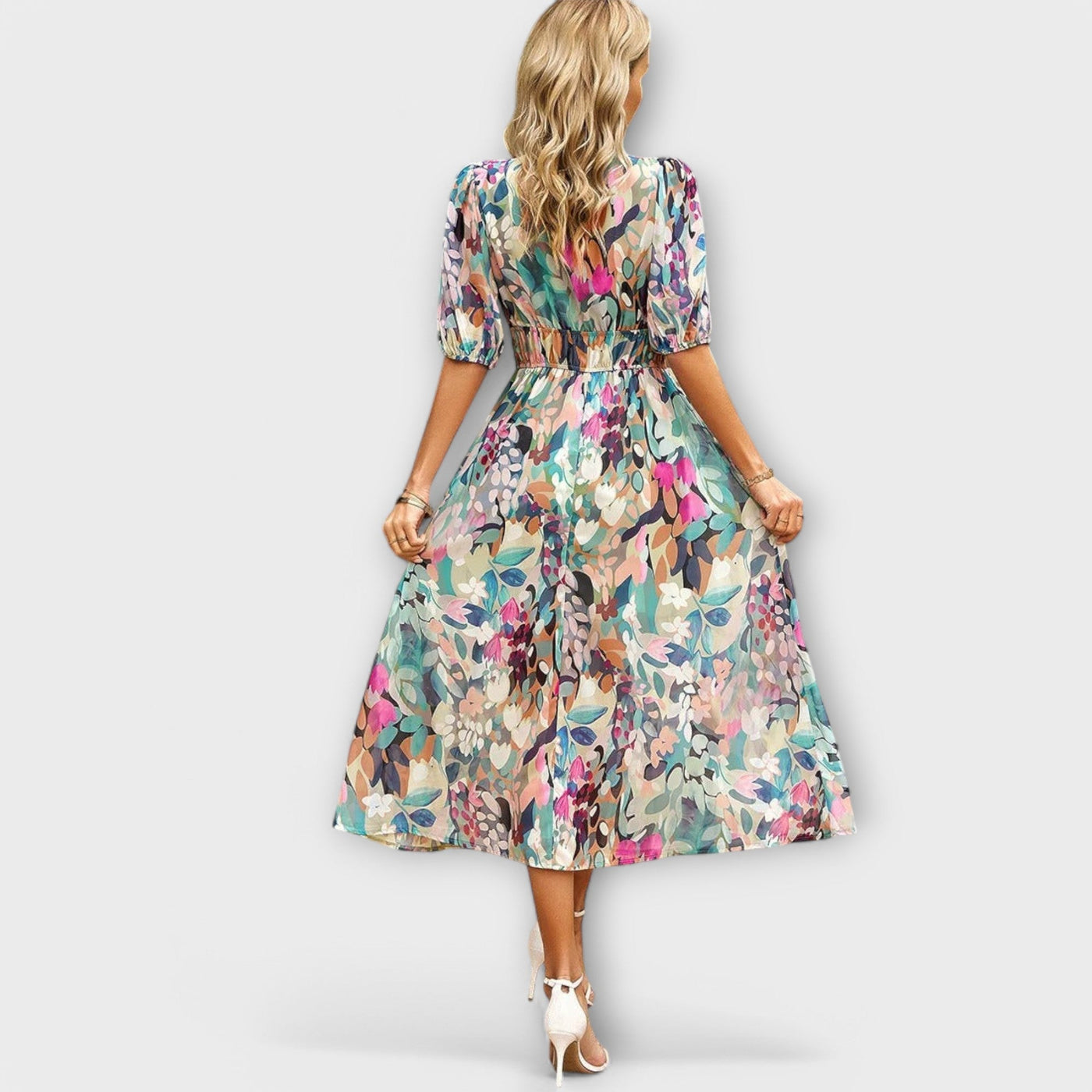 Florina – Luftiges Midikleid mit farbenfrohem Print