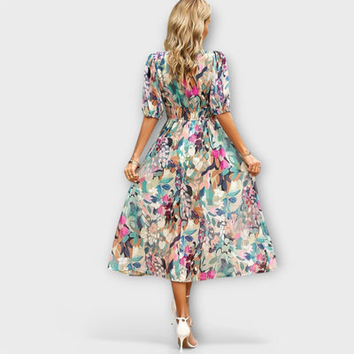 Florina – Luftiges Midikleid mit farbenfrohem Print