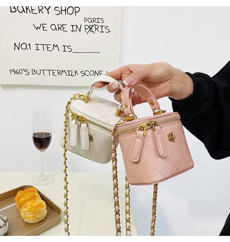 DORI - Mini-Schultertasche in Beutelform