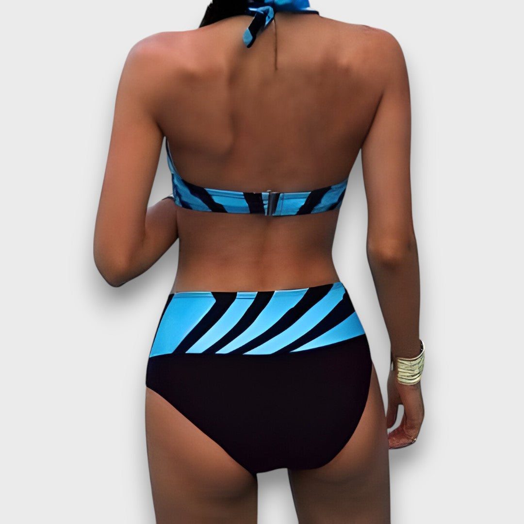 Calysa – Bikini mit grafischem Print und Wickeloptik