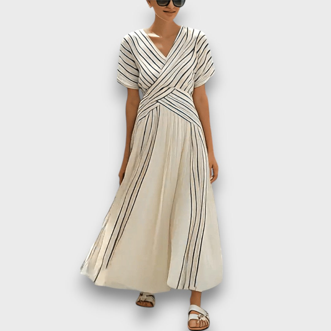 Elvara – Gestreiftes Sommerkleid mit Wickeloptik