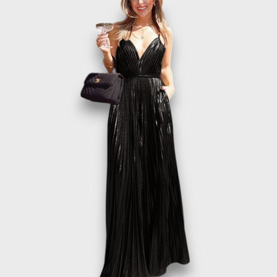 Aurora – Goldenes Plisseekleid mit tiefem Ausschnitt