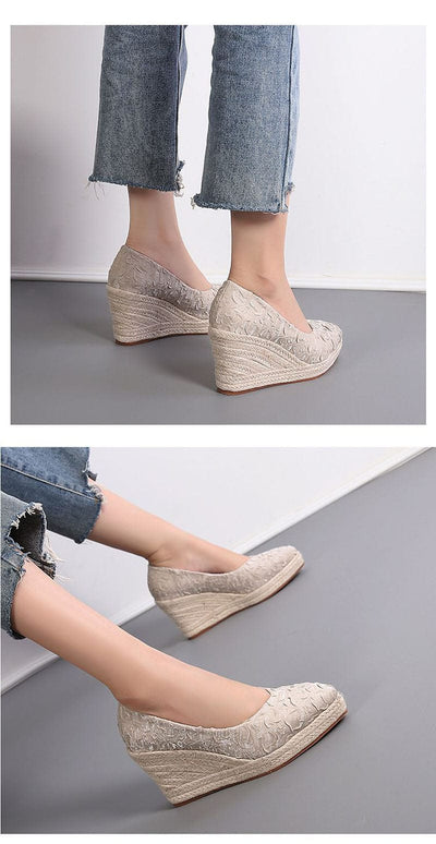 GUADA - Spitzes, flaches Wedge-Heel 2024