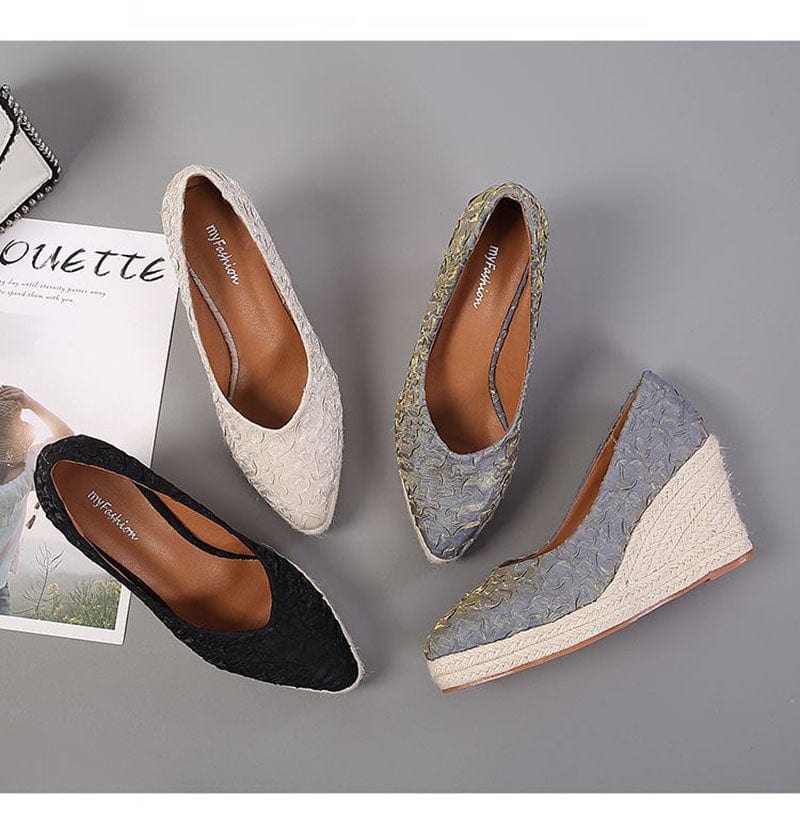 GUADA - Spitzes, flaches Wedge-Heel 2024