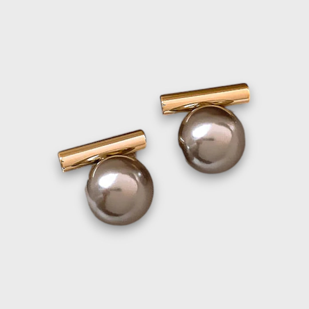 Velana – Architektonische Perlenohrringe