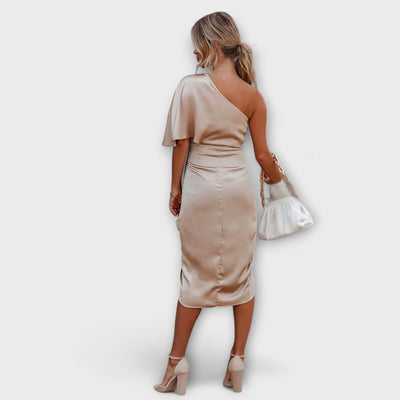 Saphira – Asymmetrisches Satin-Midikleid