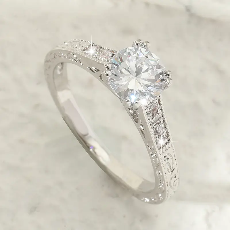 Weißer glänzender Vintage Silber Ring