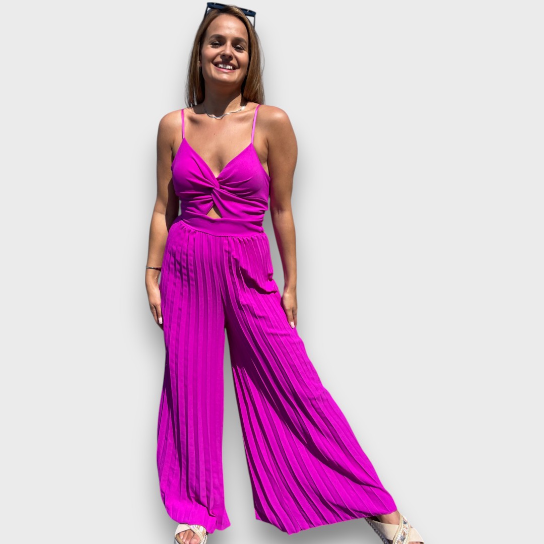 Elisa – Kombi-Jumpsuit in Violett mit Twist-Detail