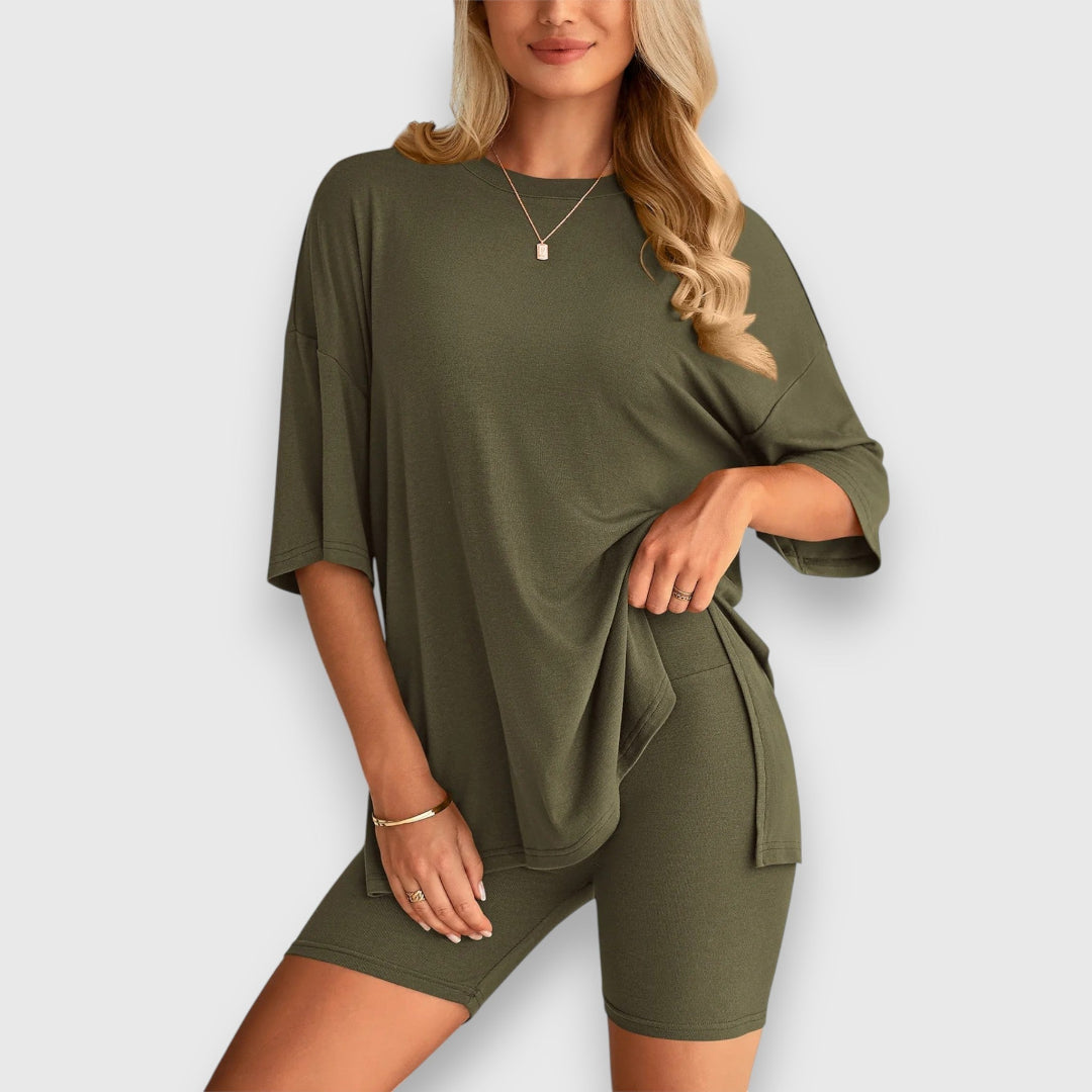 Malia – Lounge-Set aus Oversize-Shirt und Shorts
