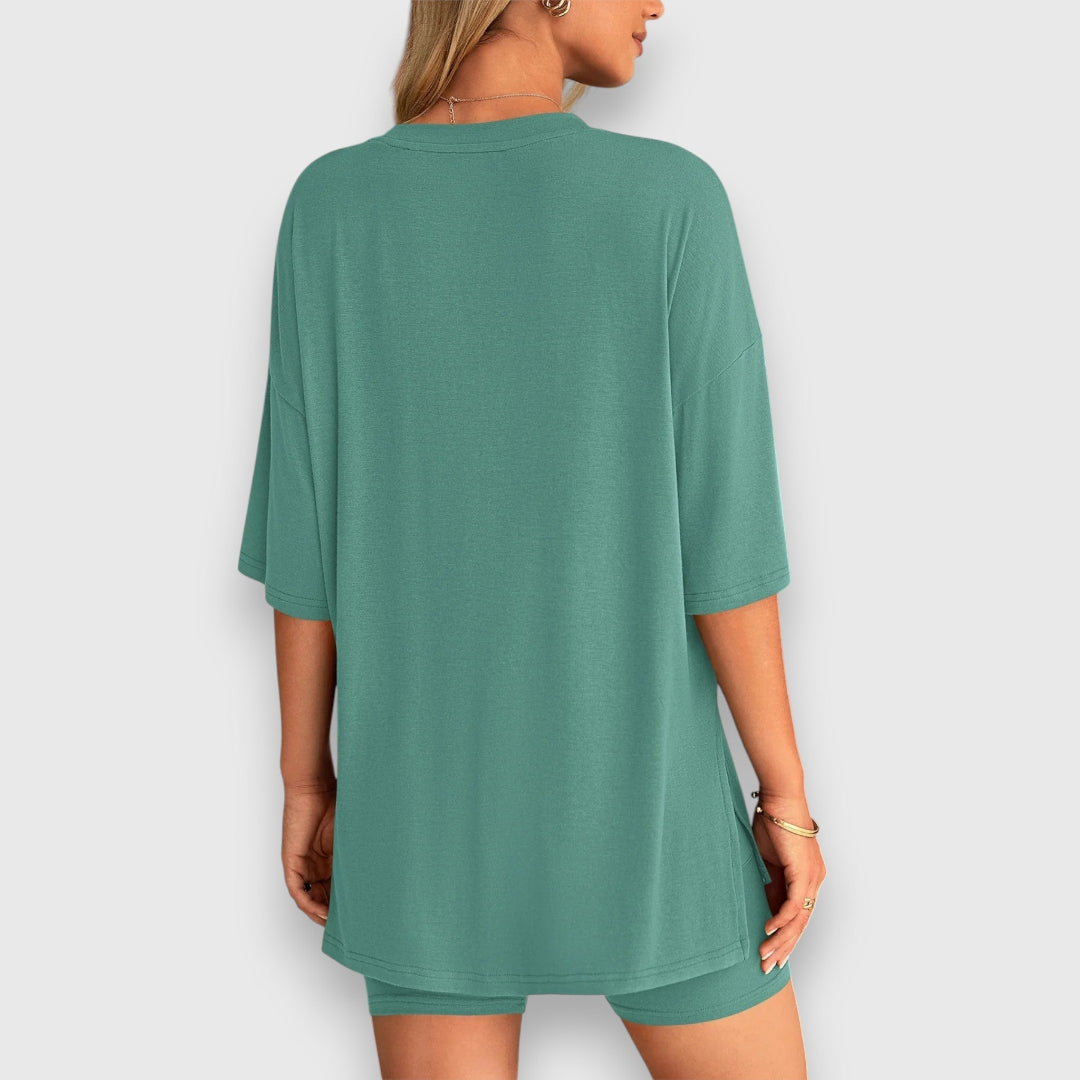 Malia – Lounge-Set aus Oversize-Shirt und Shorts