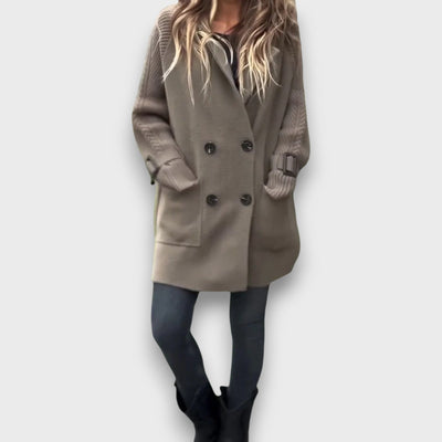 Mirela – Eleganter Strickmantel