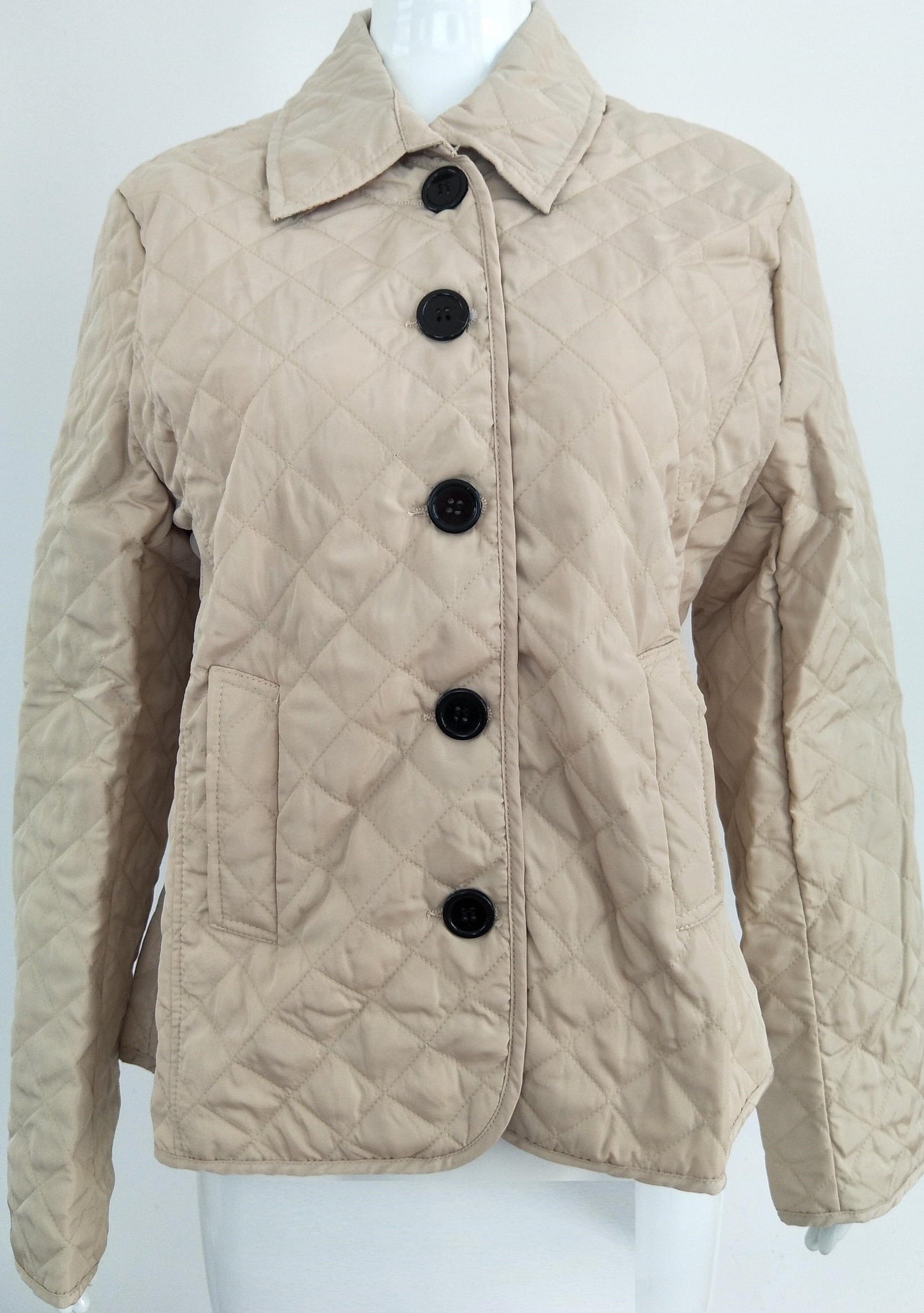 JAYA - Schlanke einreihige Jacke