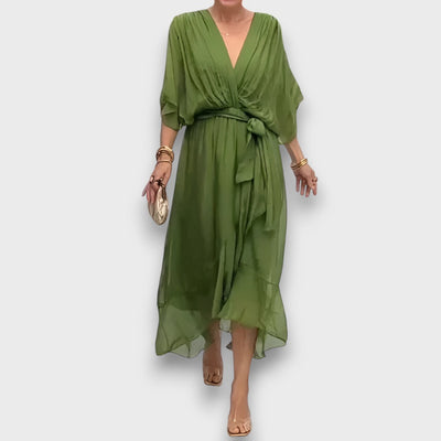 Zahara – Luftiges Kleid mit V-Ausschnitt und Stickerei