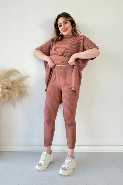 Heiße Auswahl | Zweiteiliges Strickset mit Stil