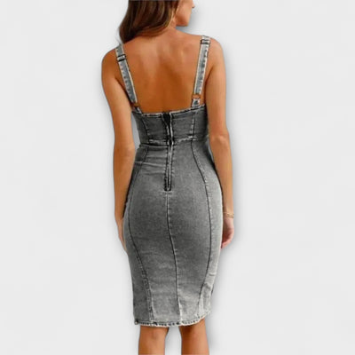 Daria – Figurbetontes Kleid im Used-Denim-Look
