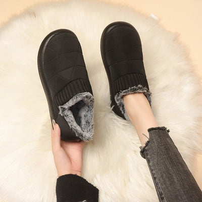 PAO - Plüschgefütterte Slip-On-Stiefel 2024