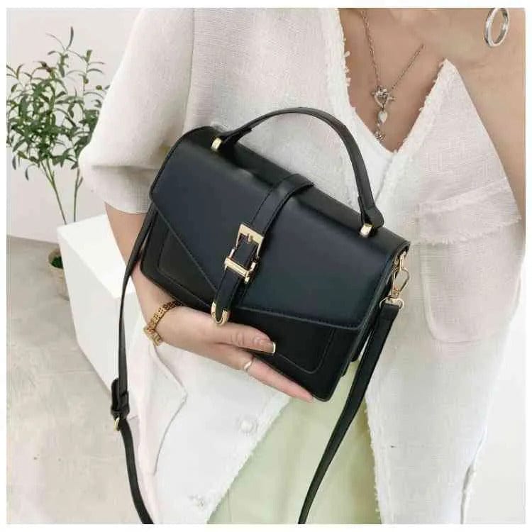 POE - Kleine Umhängetaschen im Umschlagstil 2024