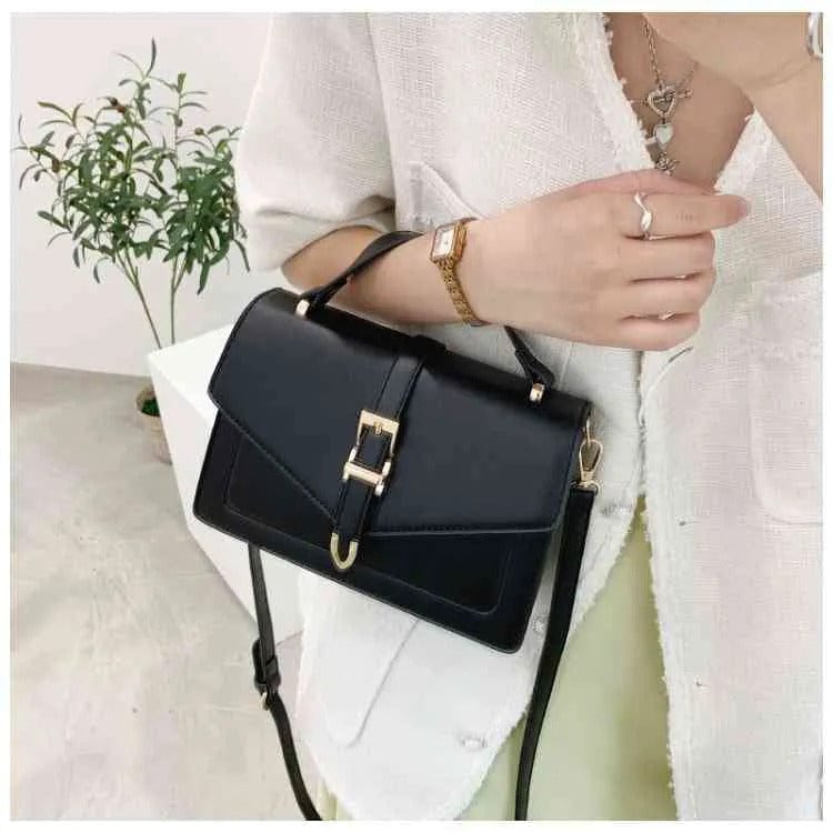 POE - Kleine Umhängetaschen im Umschlagstil 2024