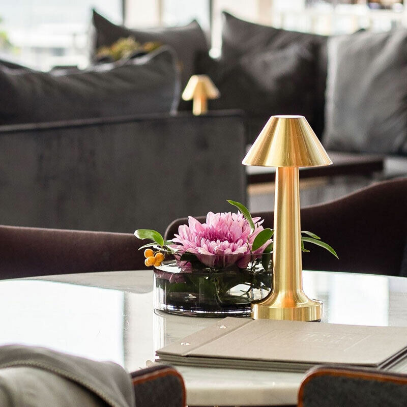 GlanzLicht | Elegante dimmbare Tischlampe für modernes Ambiente