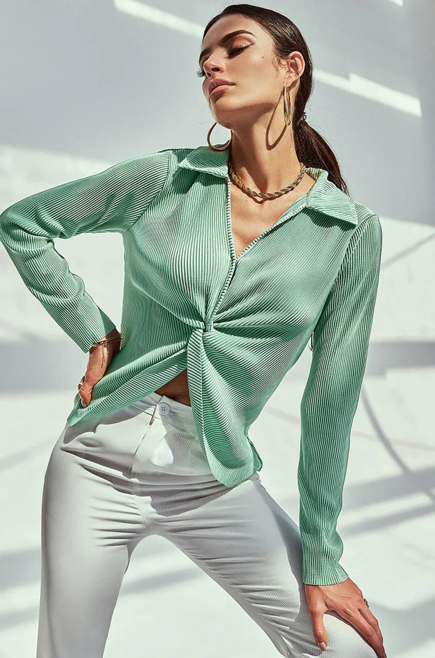 Vortexa | Damenbluse mit modischer gedrehter Frontpartie